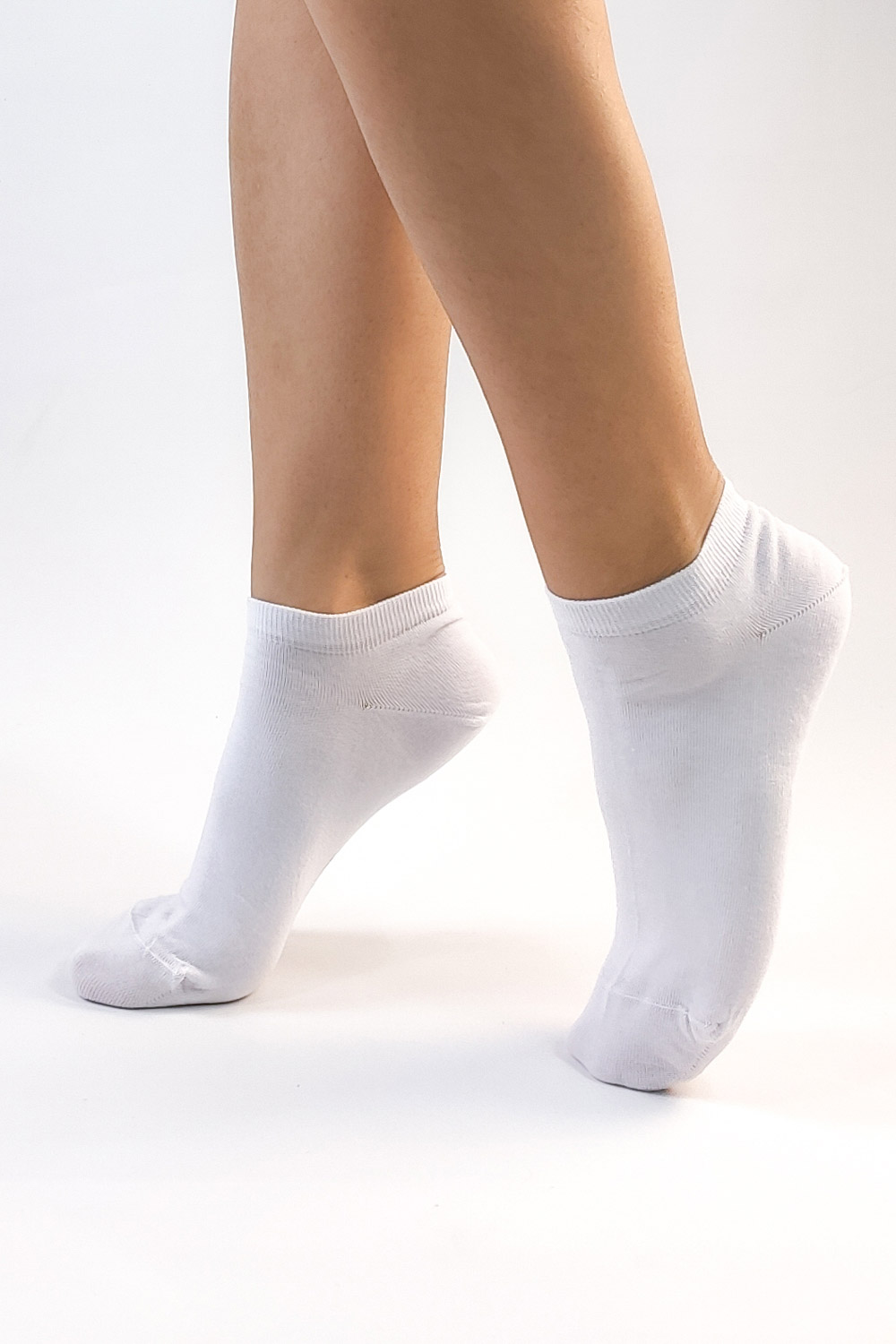 γυναικείες λευκες κοντές κάλτσες